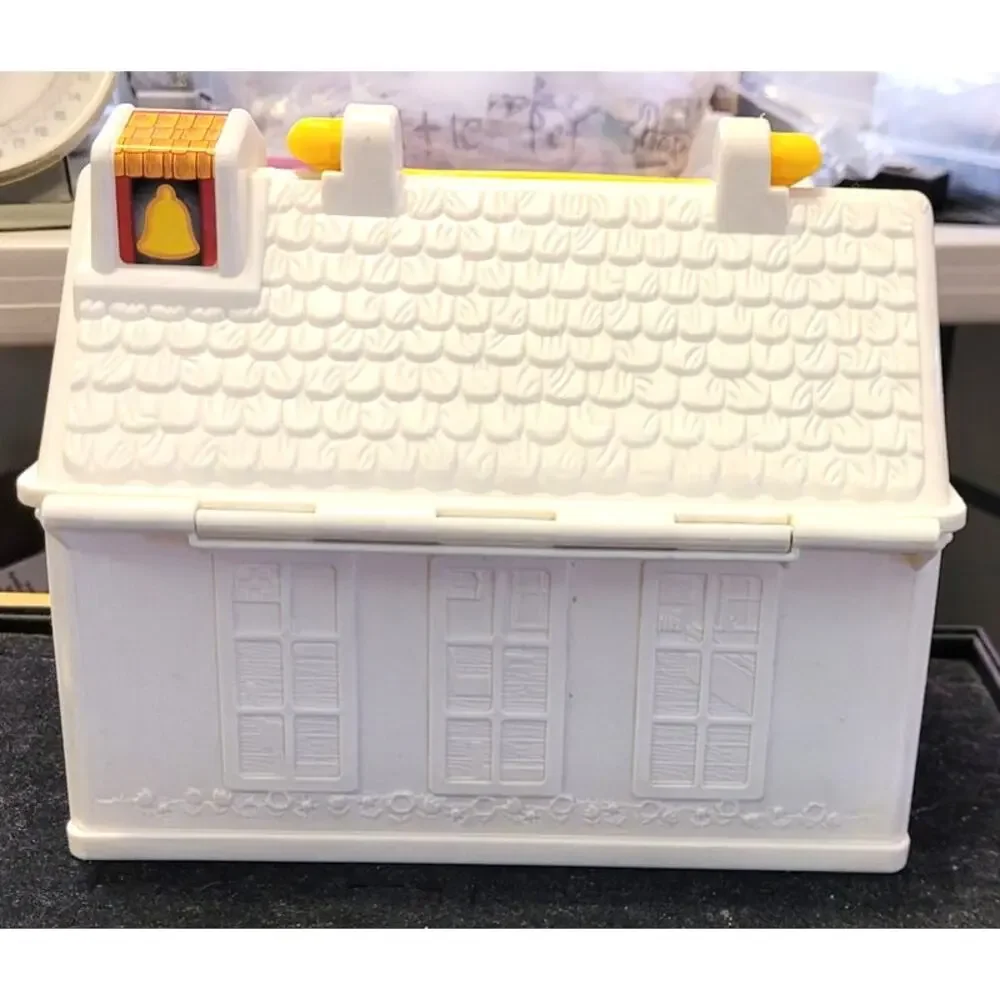 Fisher Price Little People Klip Klop Ariel & Aurora & 2008 School House Case
